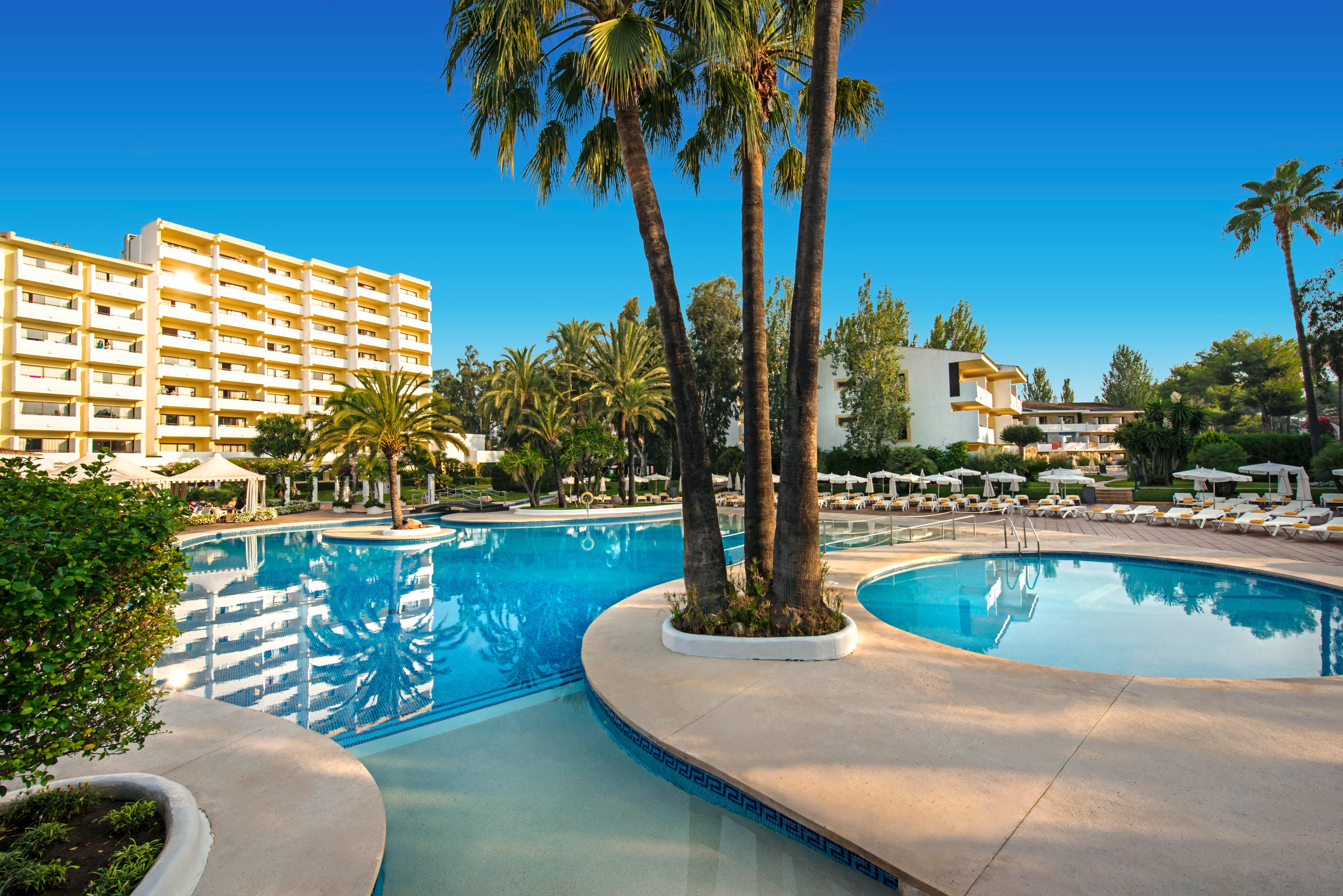 מלון אלקודיה Iberostar Waves Ciudad Blanca מראה חיצוני תמונה
